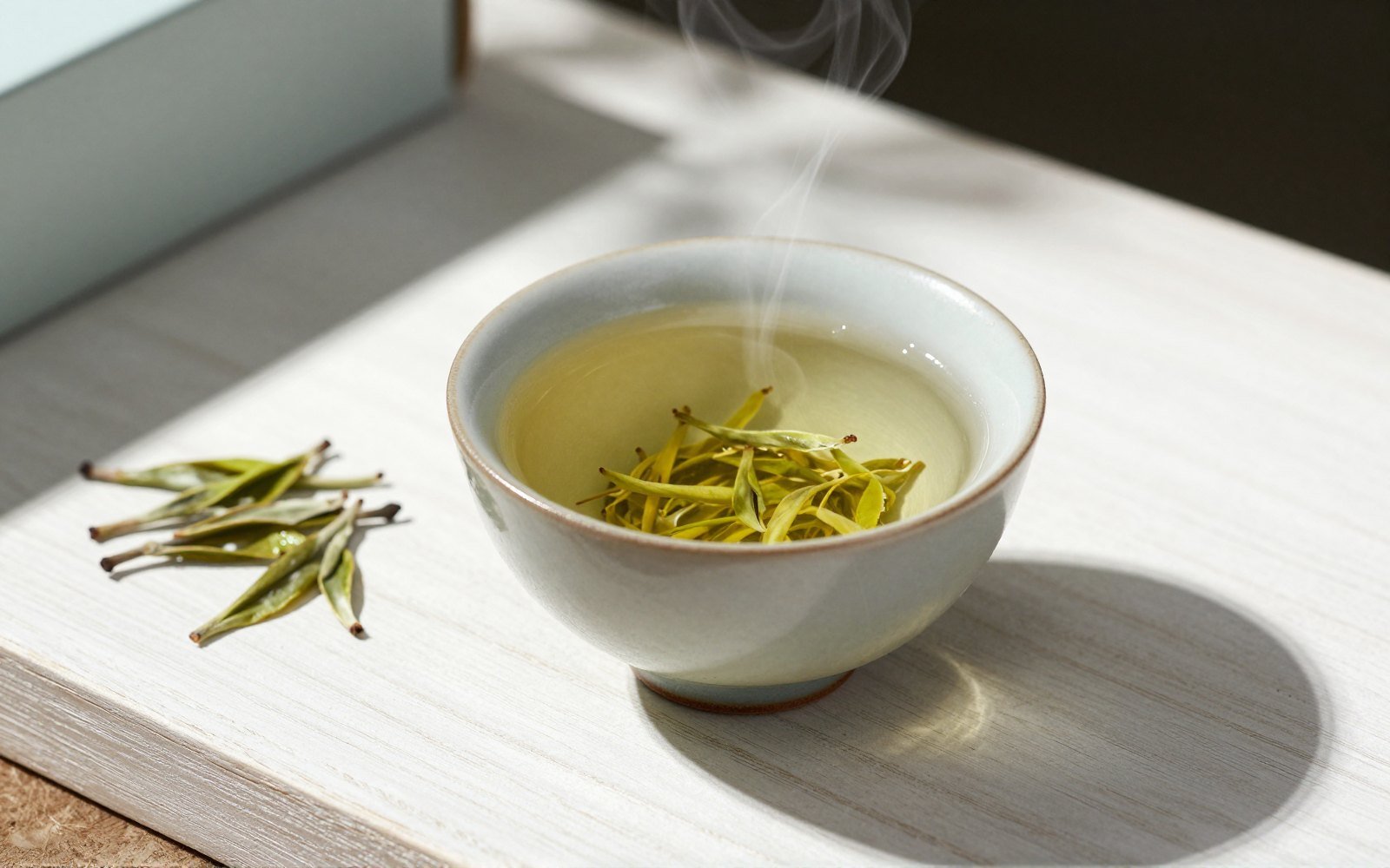 Fuding Silver Needle White Tea